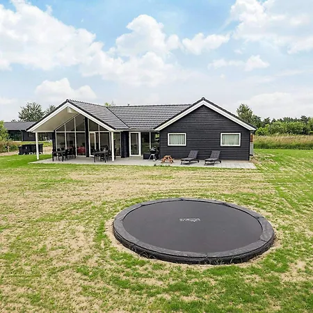 Σπίτι διακοπών 5 Star In Idestrup *