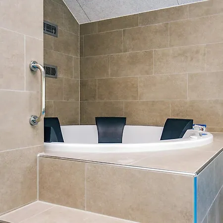 5 Star In Idestrup * Bøtø By