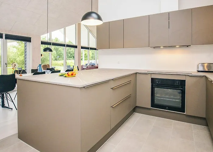 5 Star In Idestrup *